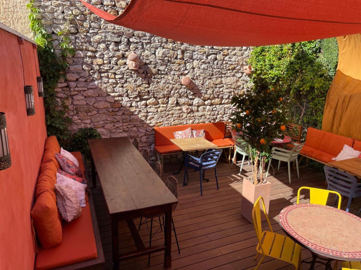Coco Marco Hotel Nyons Εξωτερικό φωτογραφία