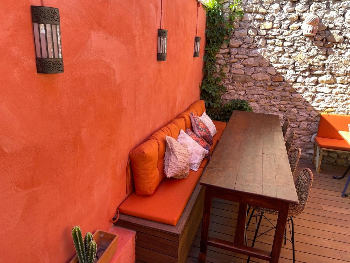 Coco Marco Hotel Nyons Εξωτερικό φωτογραφία