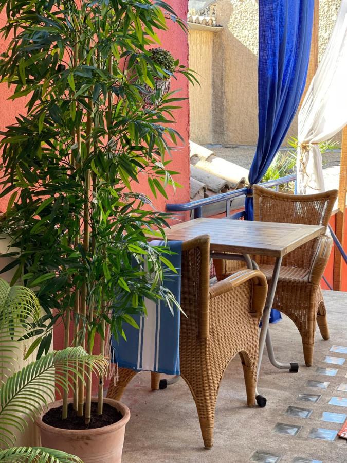 Coco Marco Hotel Nyons Εξωτερικό φωτογραφία